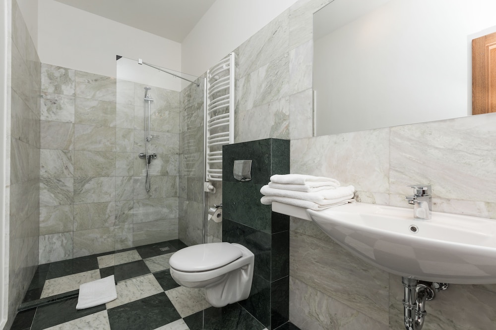 Hotel Grottger Boutique Hotel 70/72