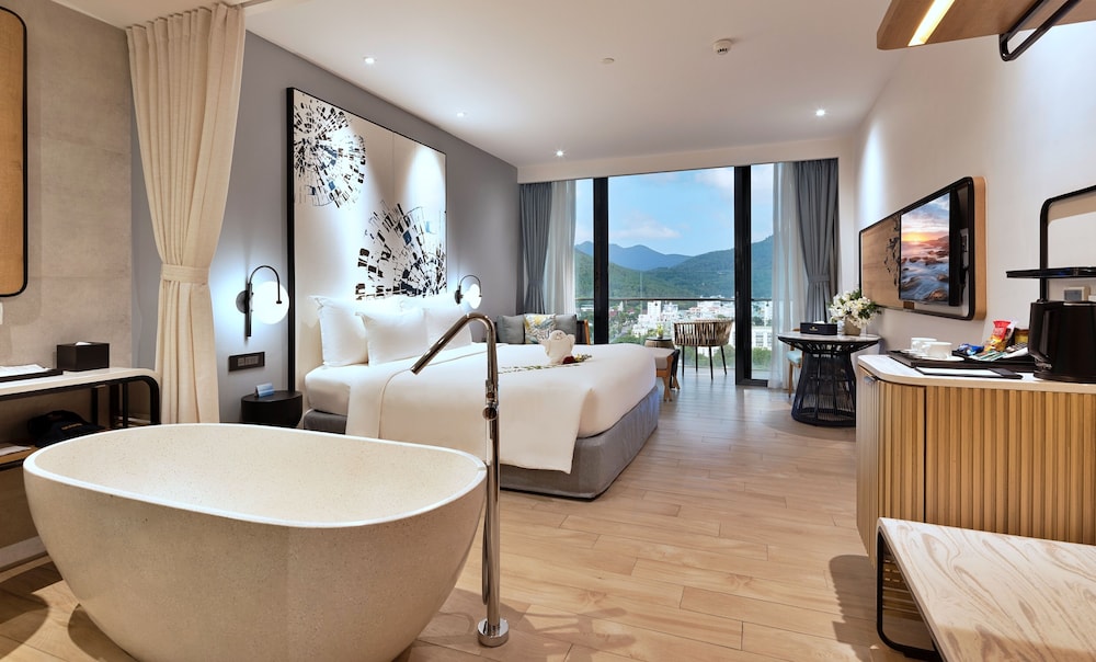 Anya Premier Beachfront Hotel Quy Nhon 24/50