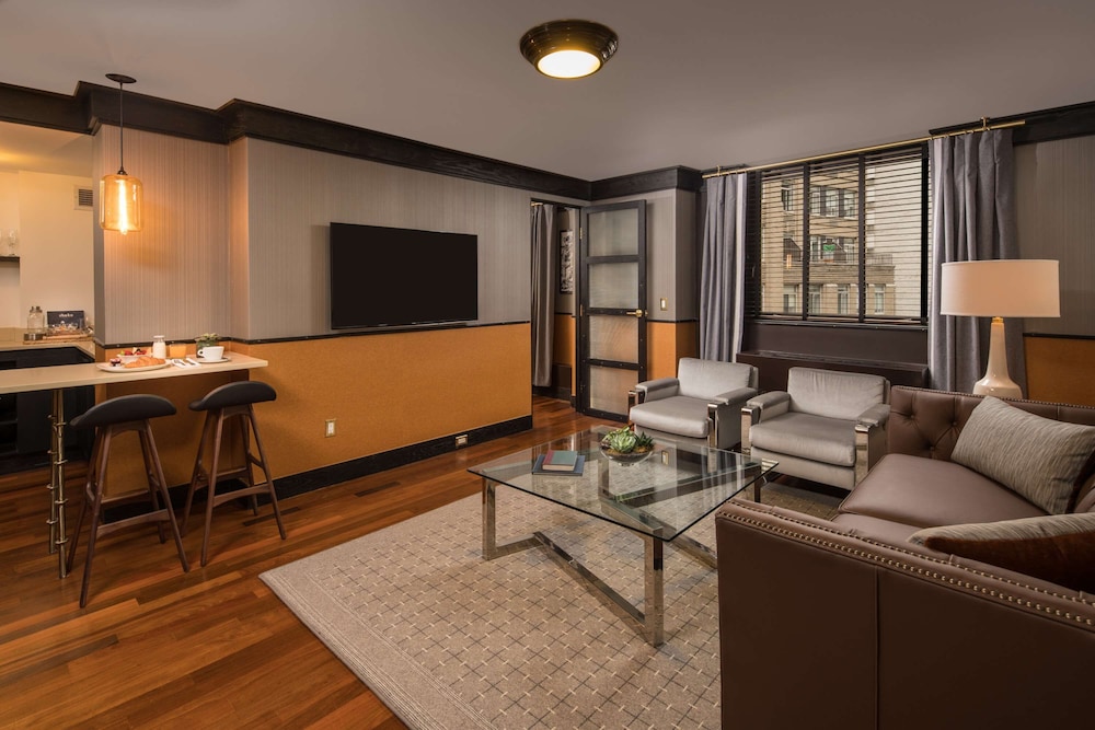 Gild Hall A Thompson Hotel 30/50