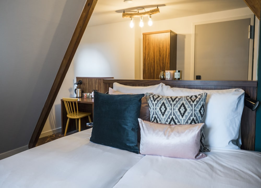 Linden Hotel 27/47