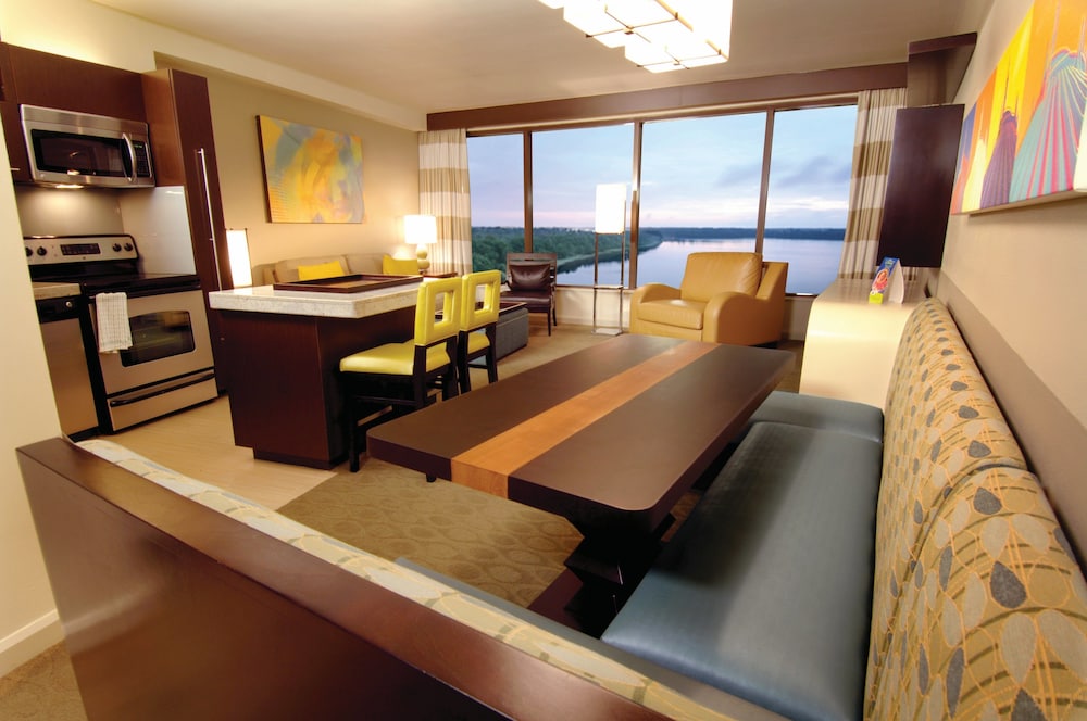 Bay Lake Tower at Disneys Contemporary Resort 24/39