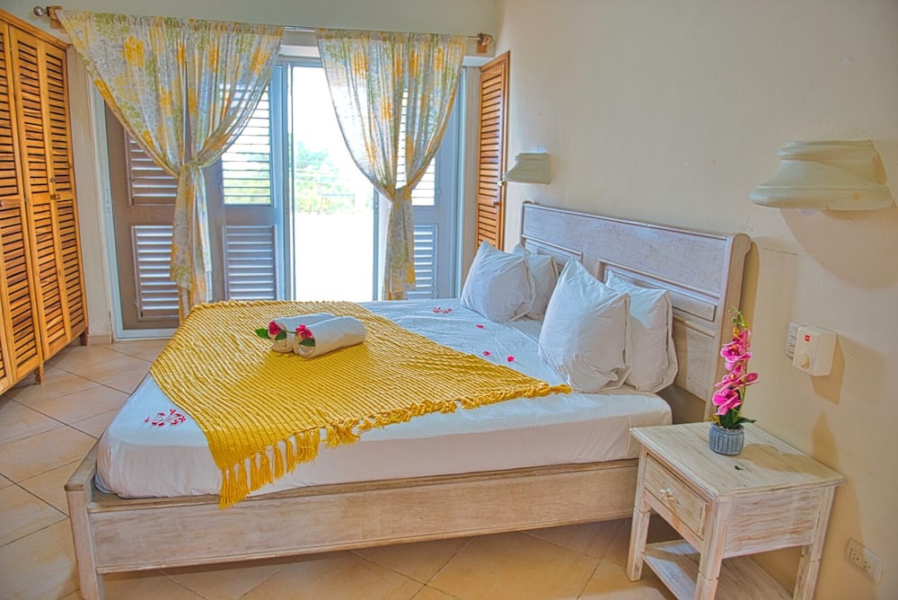 Room, King Bed