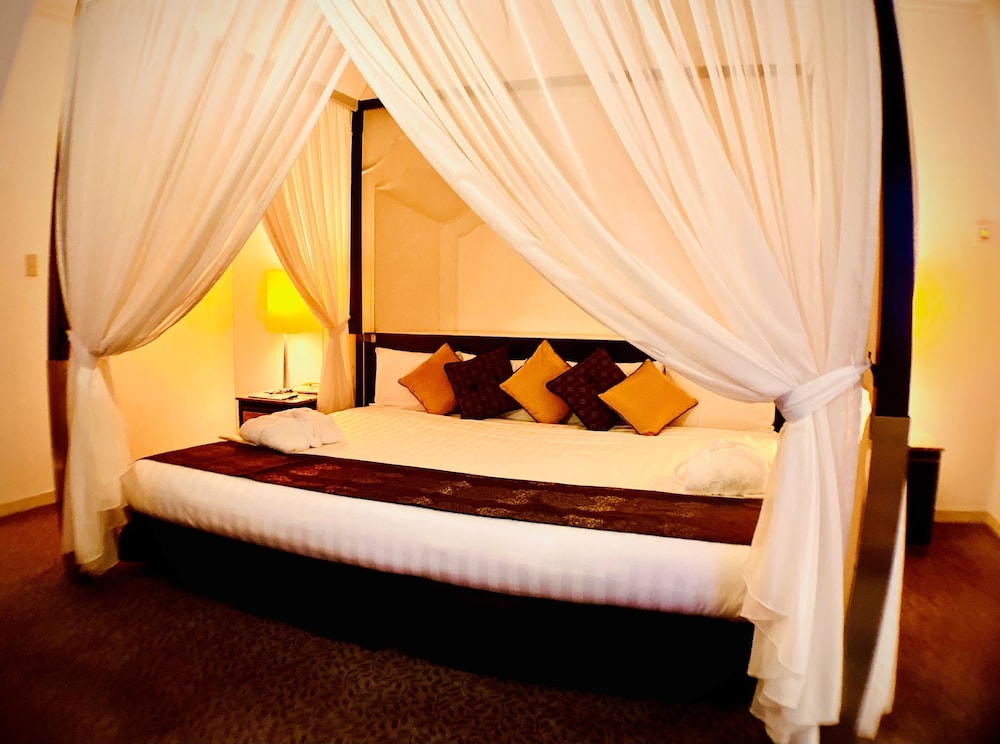 Hotel Francs 12/46