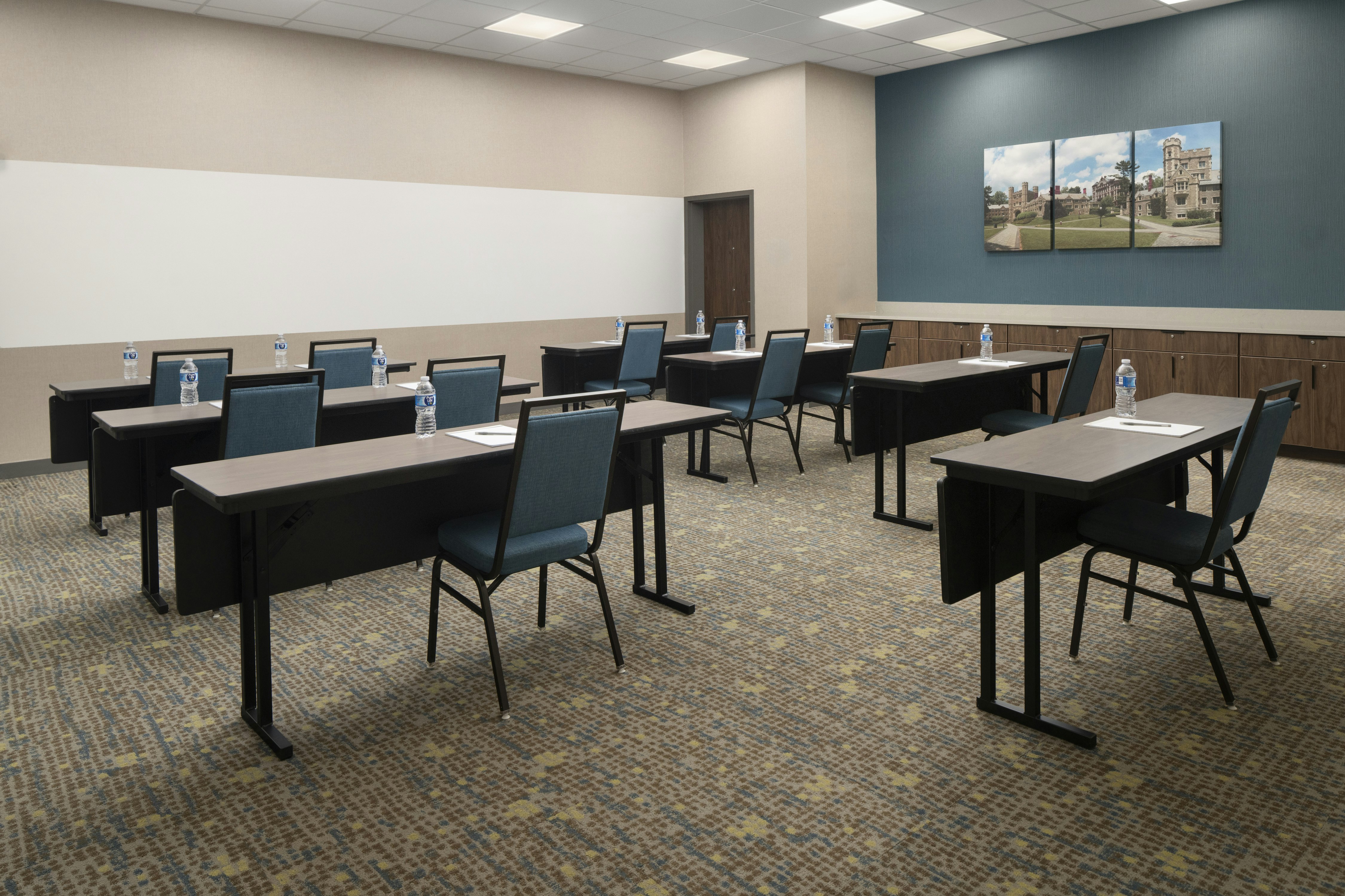 Hampton Inn & Suites Somerset 14/15