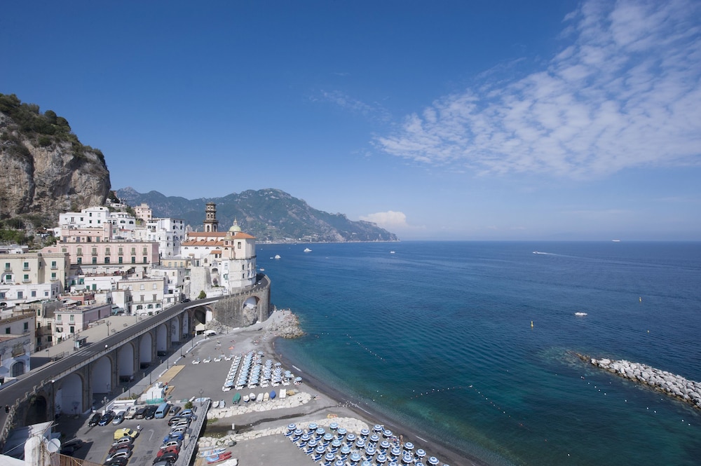 Zia Pupetta Suites 12/20