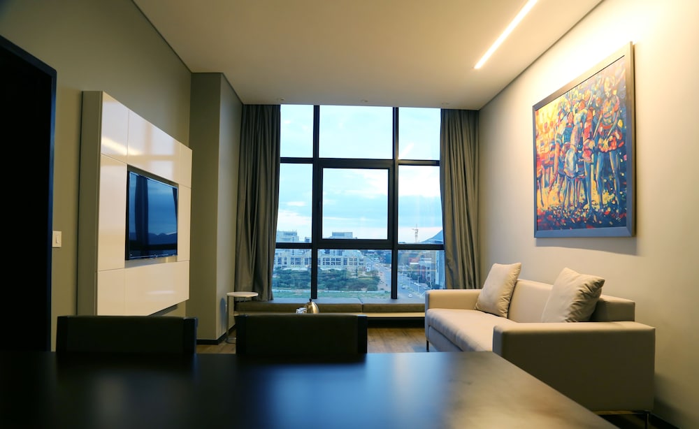 Room50two 38/62