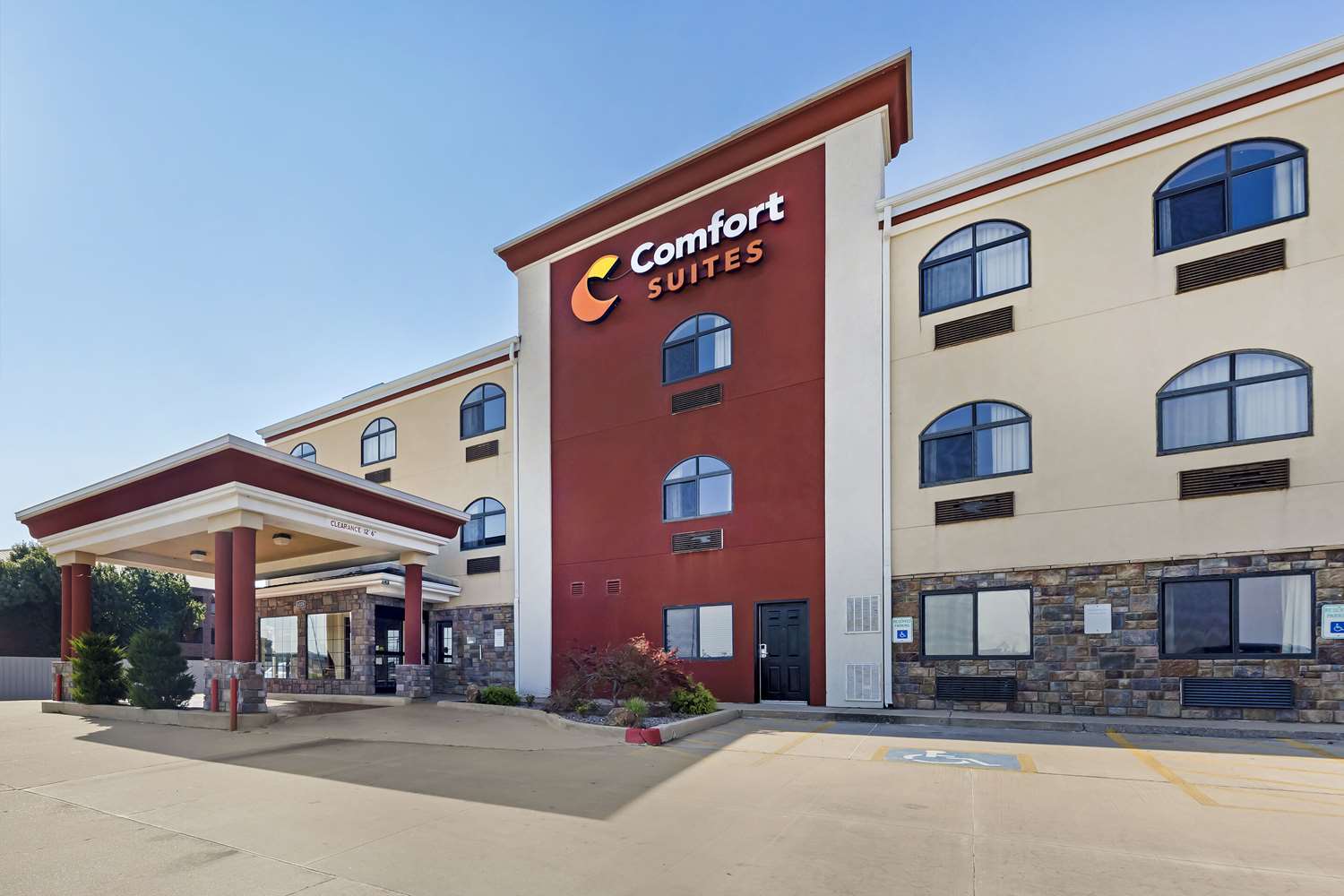 Comfort Suites Fairgrounds West 17/19