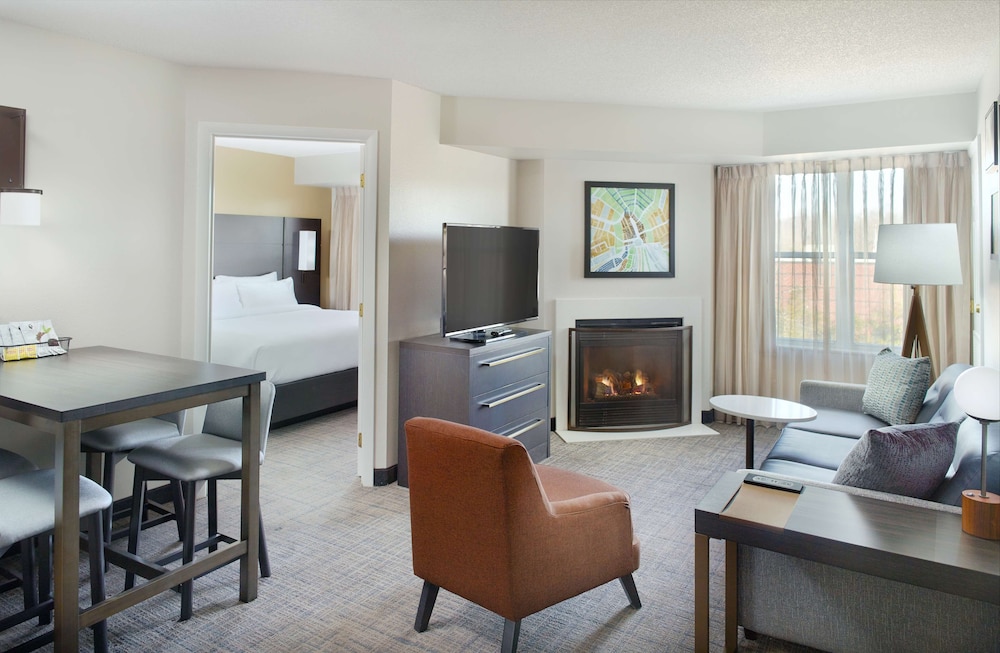 Sonesta ES Suites Raleigh Durham Airport Morrisville 25/45