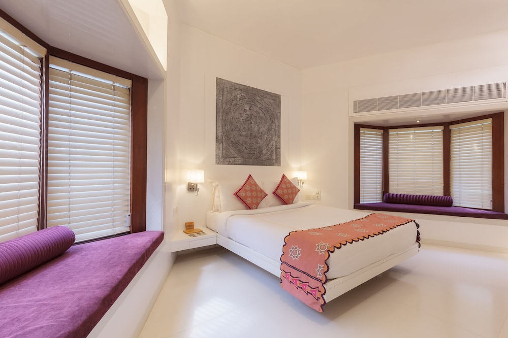 Hotel Le Sutra Hotel, Khar, Mumbai 22/60