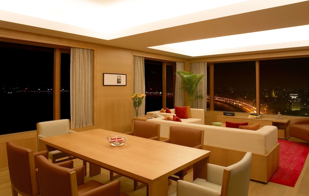 Trident Nariman Point 36/50