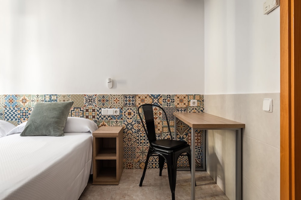 Hostal Baler 24/34