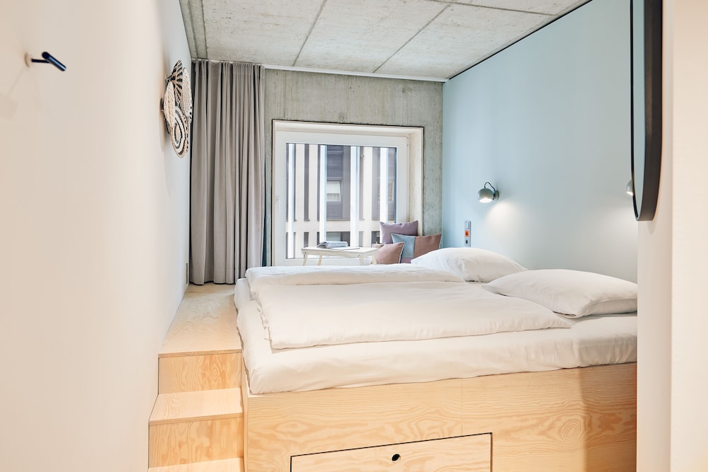 ECONOMY, DOUBLE BED