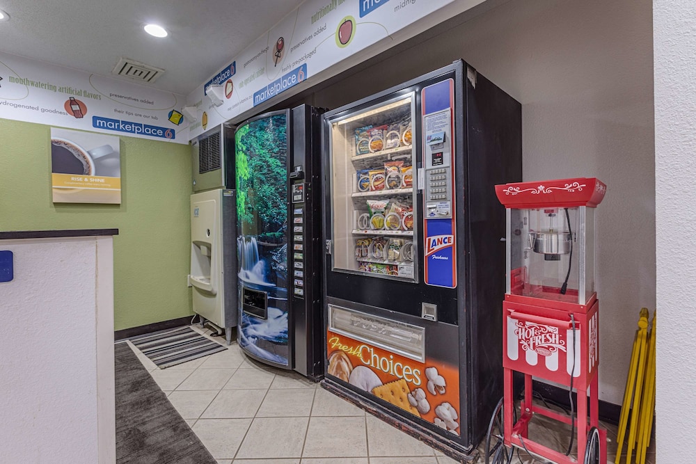 Motel6 Simpsonville, SC - Greenville in SIMPSONVILLE - SC