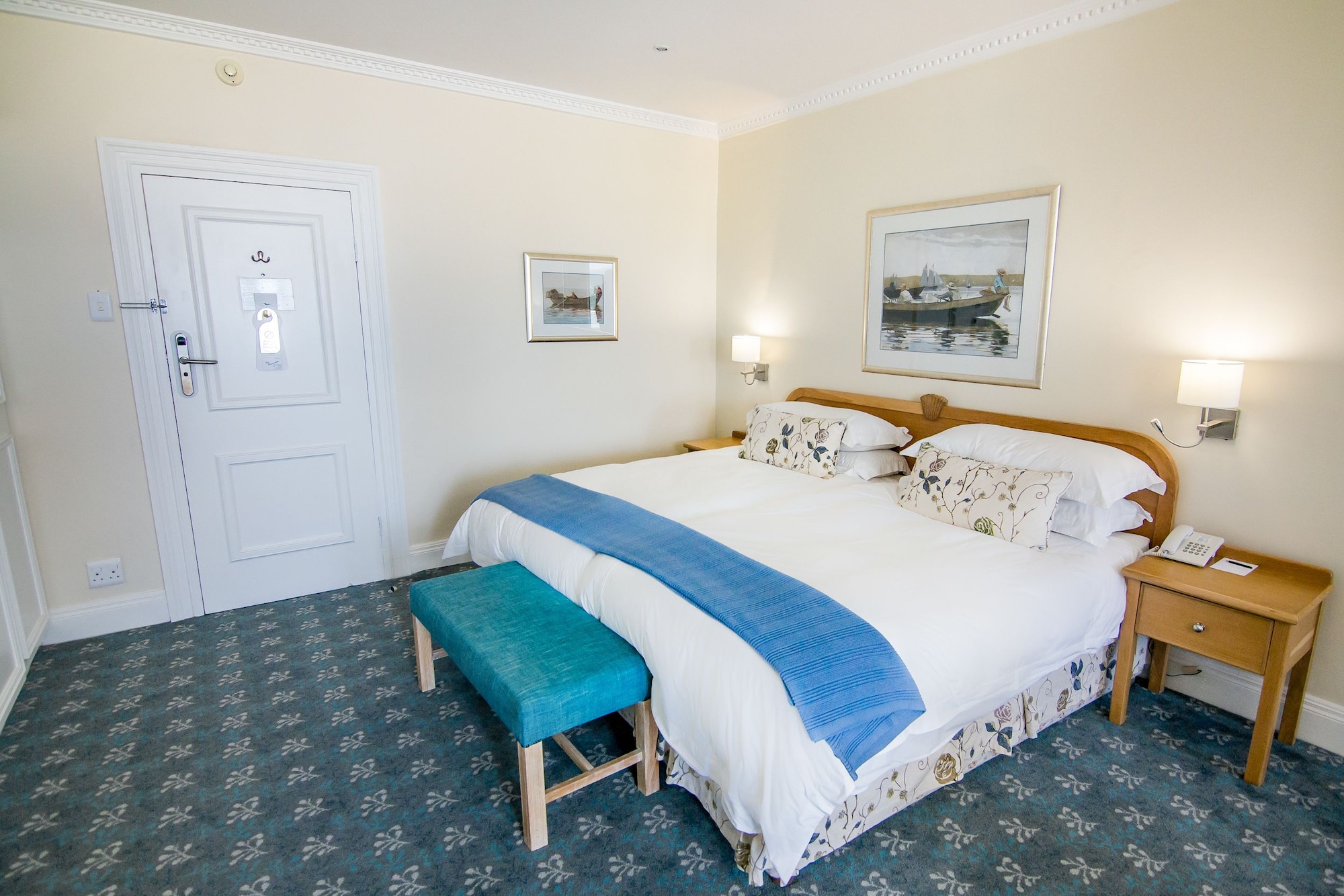 Room, Twin Beds, Sea Front