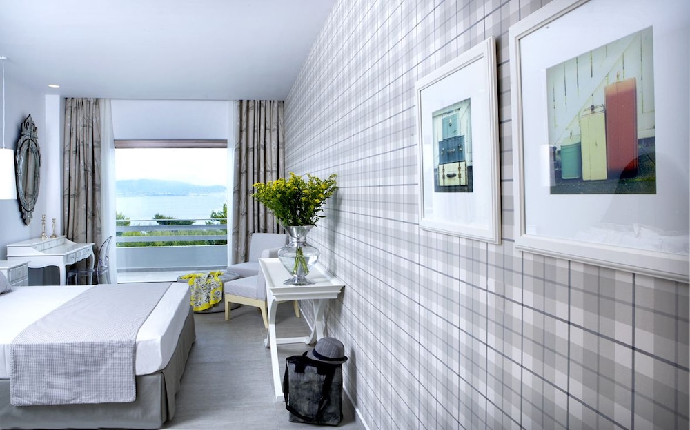 Thalassa Boutique Hotel 24/77