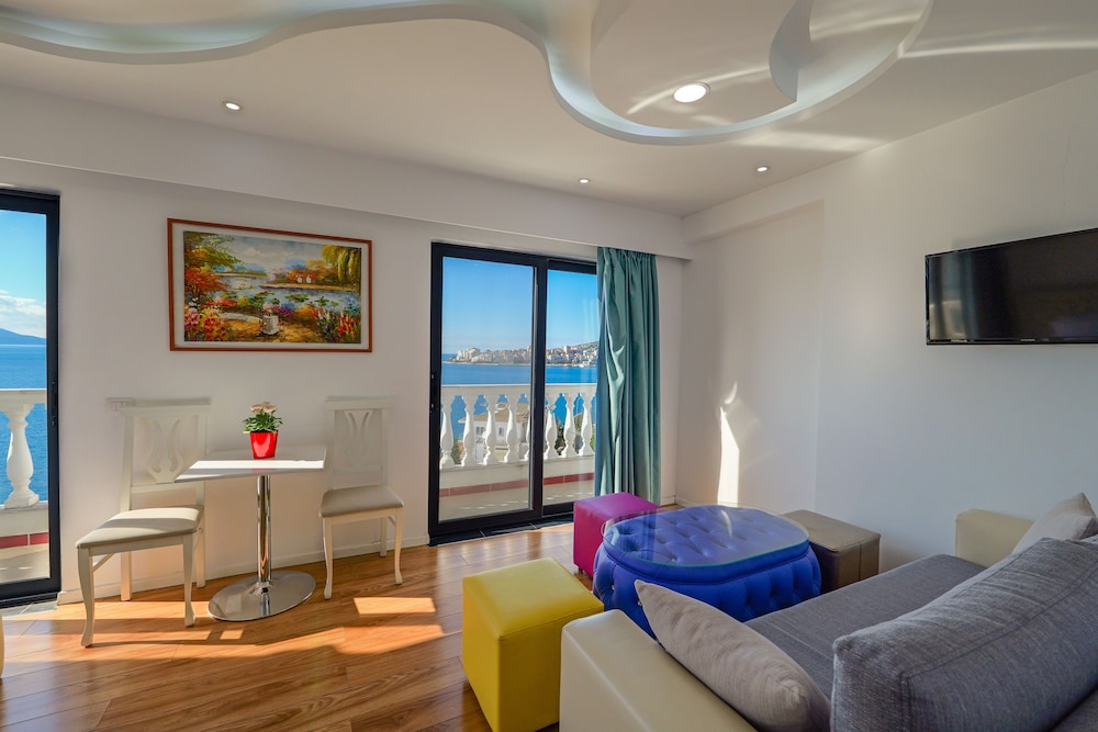 Hotel Iliria Sarande 44/67