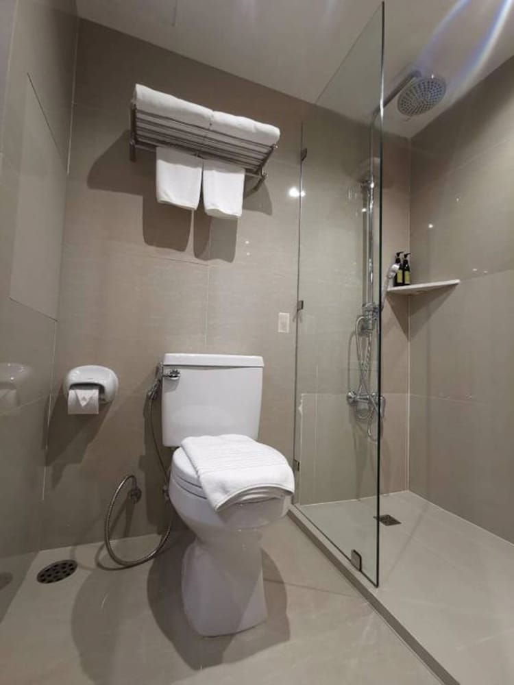 Evergreen Place Siam by UHG 25/72