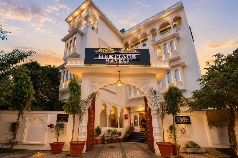 Heritage Haveli - A Stay Home 2/15
