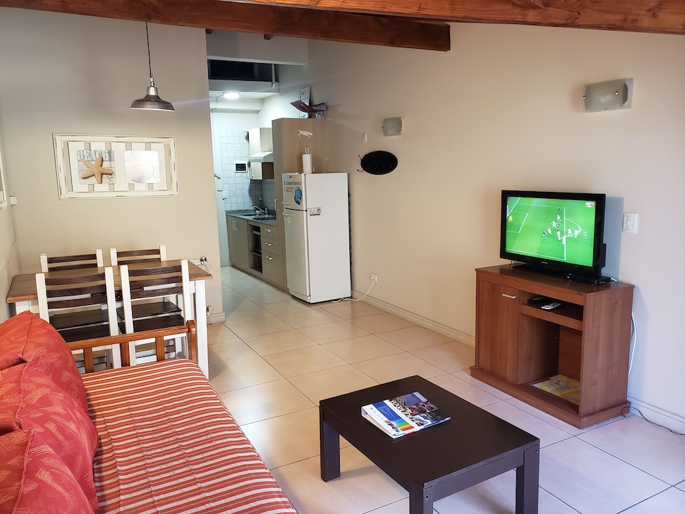 San Martin Suites 25/50
