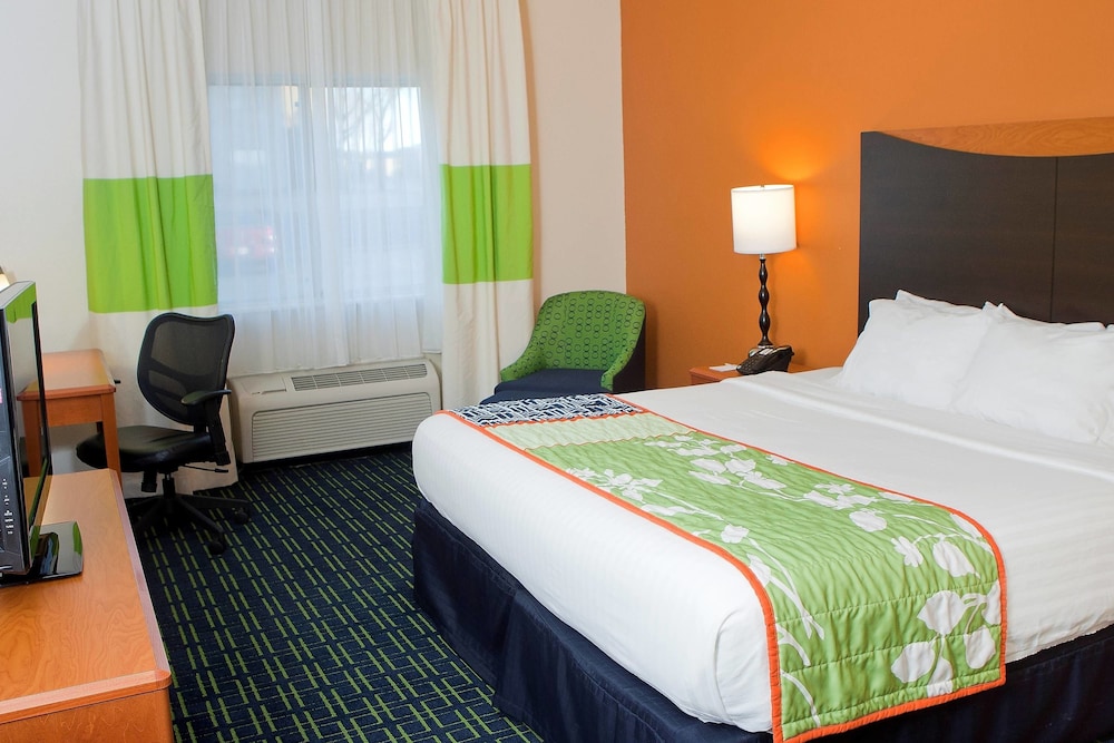 Fairfield Inn & Suites Joliet North/Plainfield 7/24