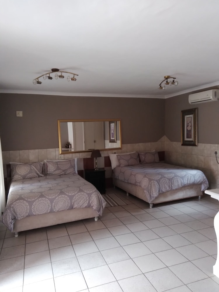 Valley View Guest House 29/46