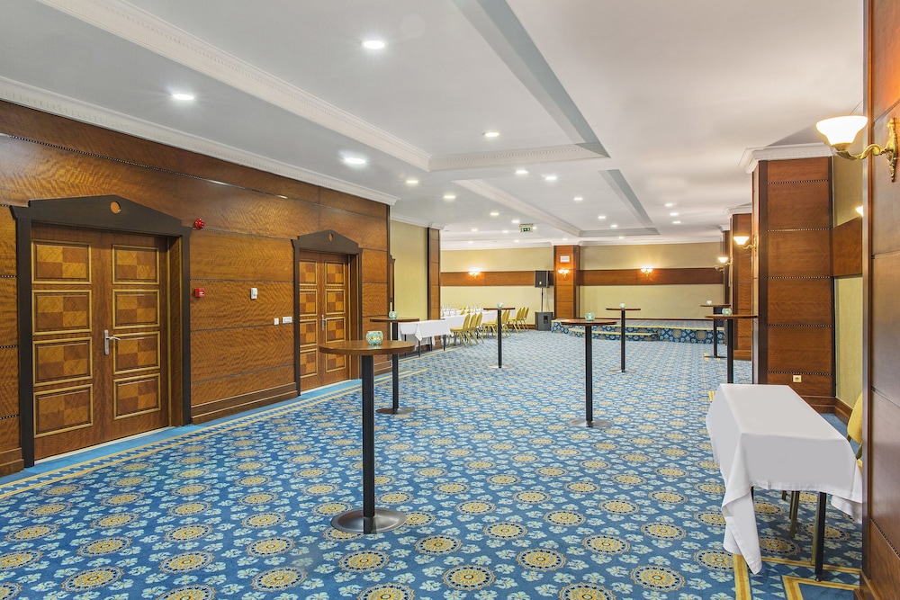 Arts Hotel Taksim 35/67