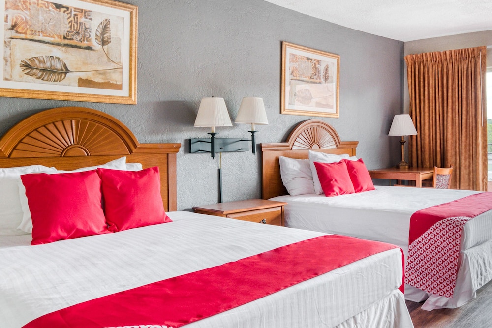 OYO Hotel Mustang Silverspring FL 23/33