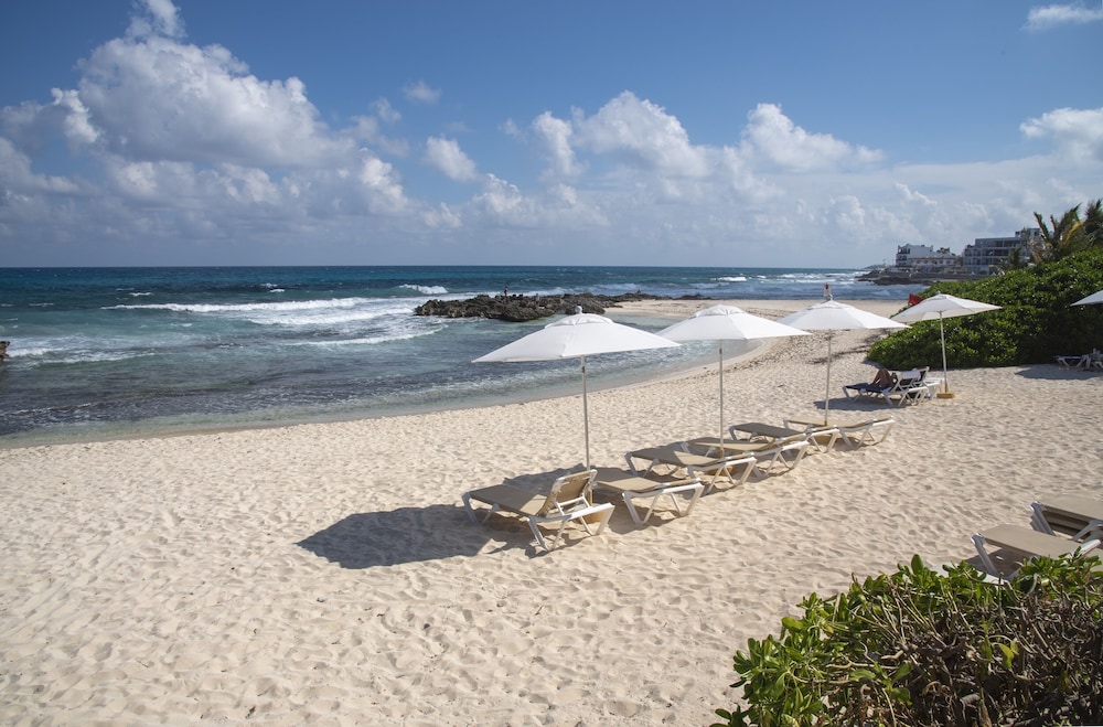 Playa La Media Luna Hotel 55/67