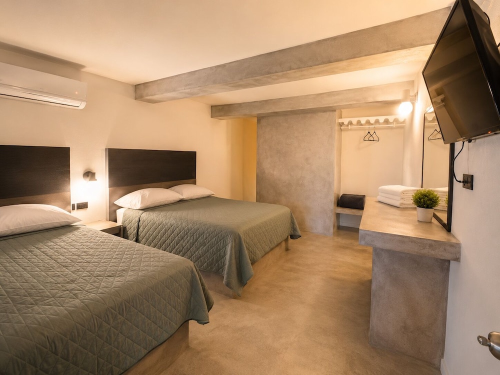 Hotel Miramar 12/41