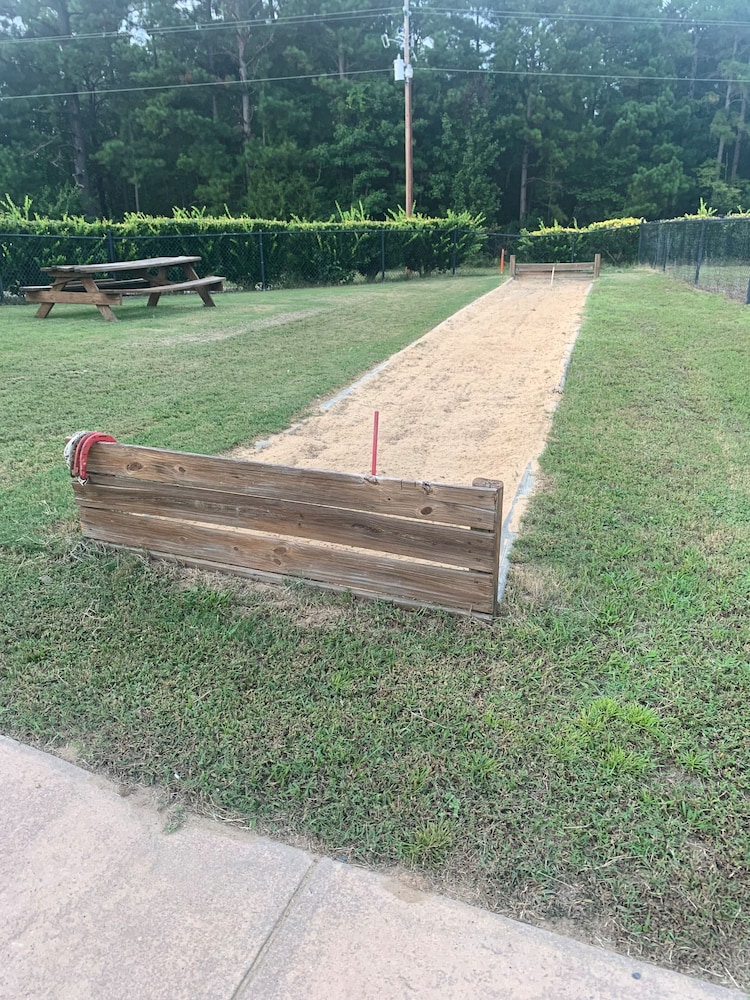 Carolina Pine Inn 14/32
