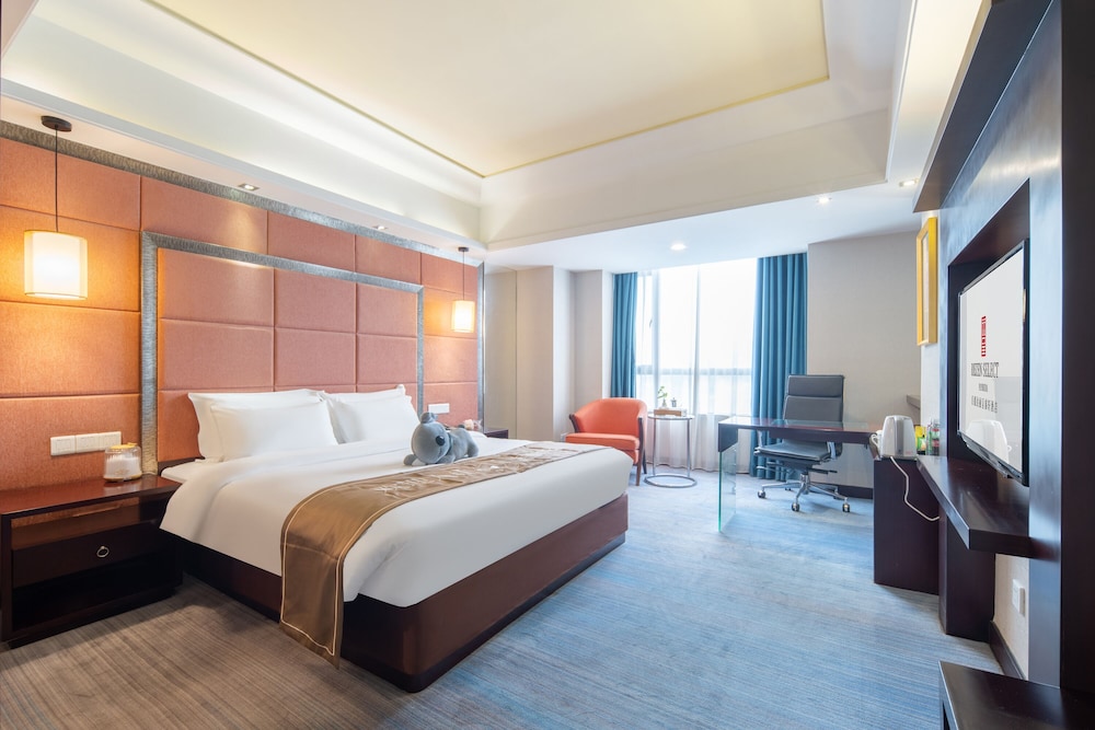 EXECUTIVE, SINGLE, QUEEN BED
