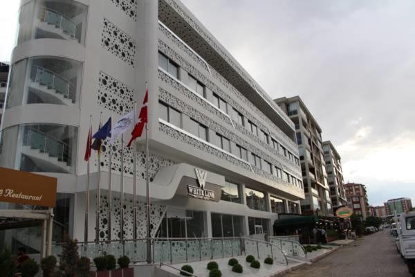White Line Boutique Hotel 5/27