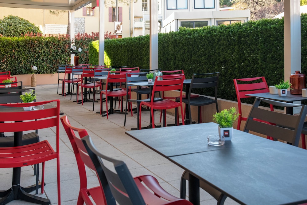 Ibis Roquebrune Cap Martin Menton 32/50