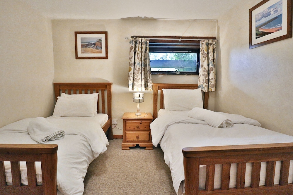 North Devon Cottages 4/50