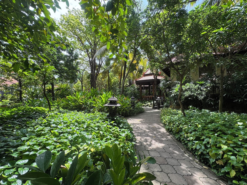 Hotel Somadevi Angkor Premium 45/50