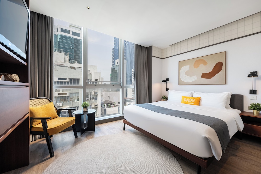 PREMIER, KING BED