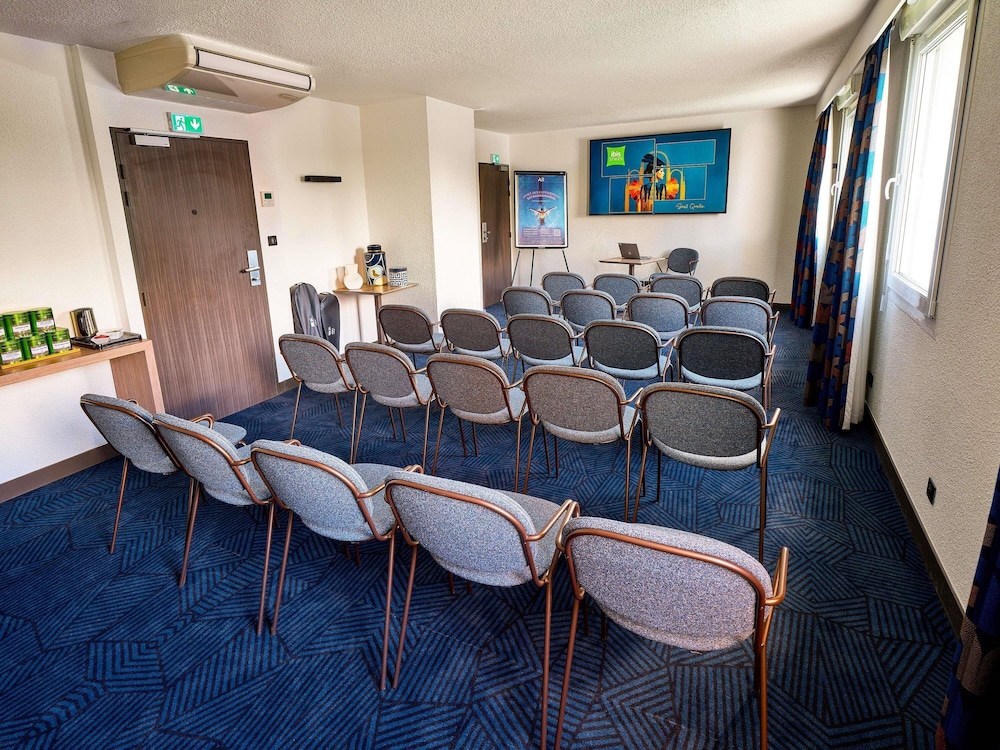 Ibis Styles Saint Quentin 41/59