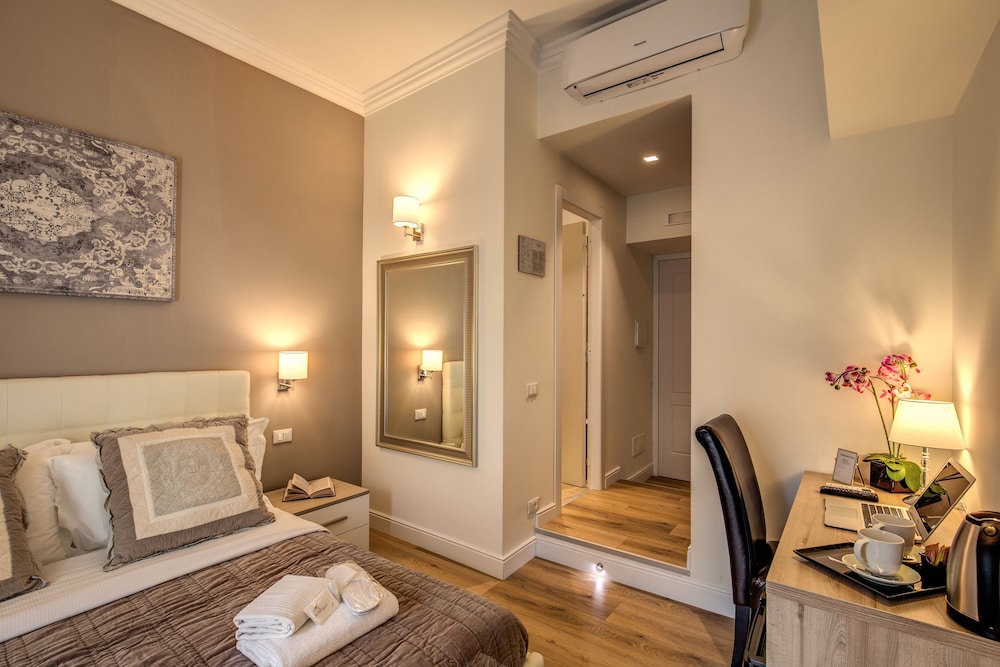Chester Suites 28/32