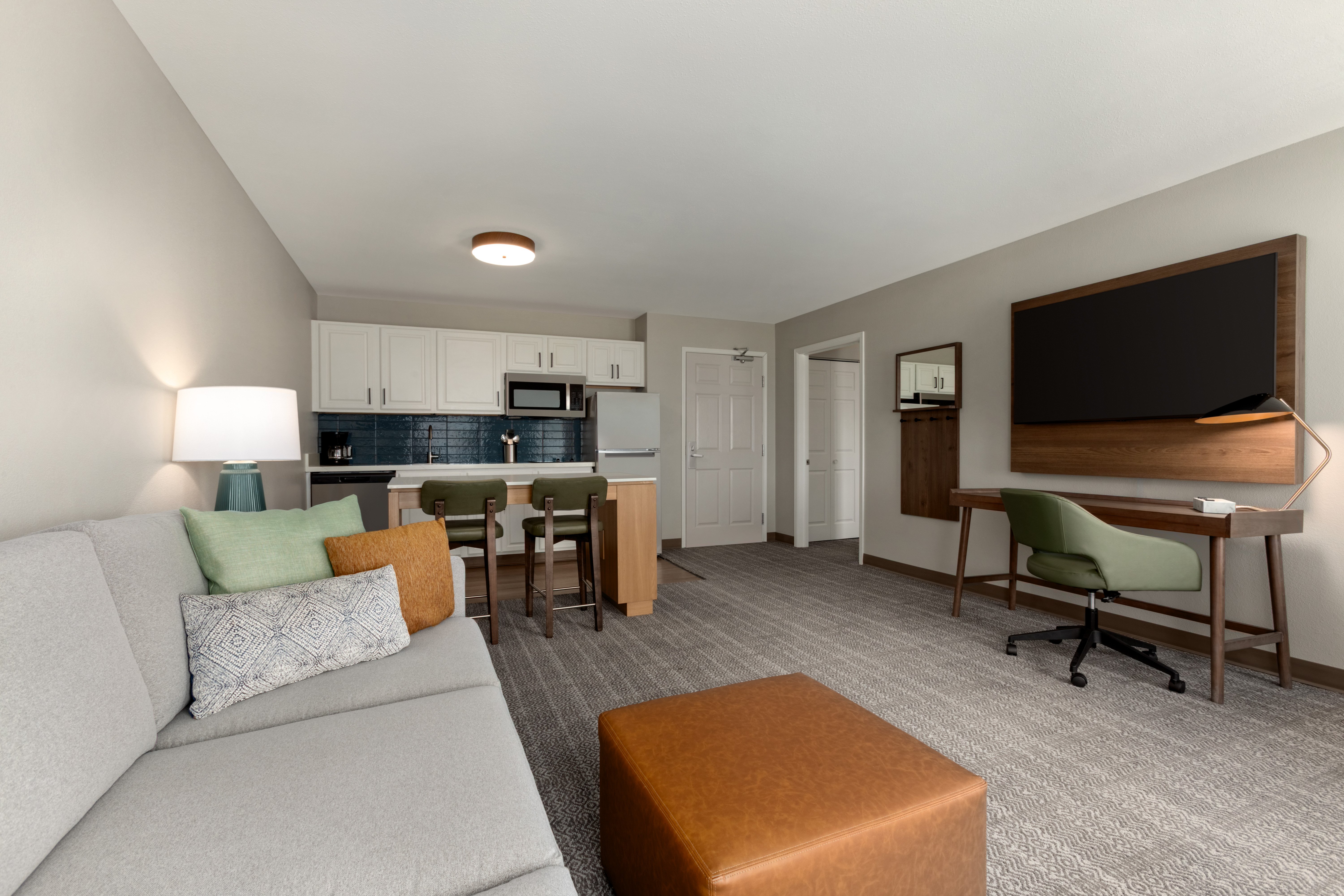 Staybridge Suites Wichita 45/79