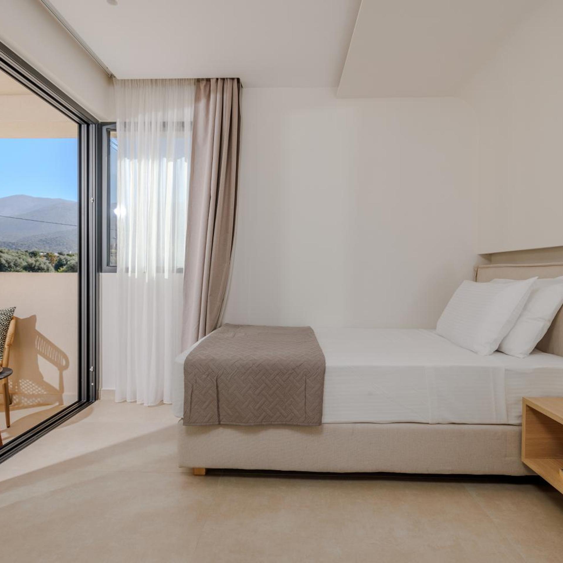 Sokratis LocoLux Villas & Suites 60/86