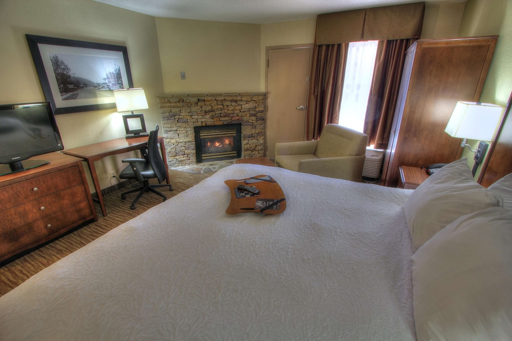Hampton Inn Gatlinburg 53/68