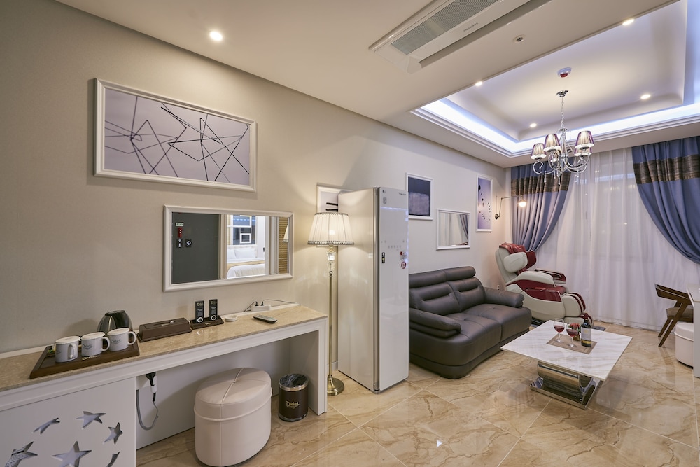 Dubai Hotel Gwangju 28/44