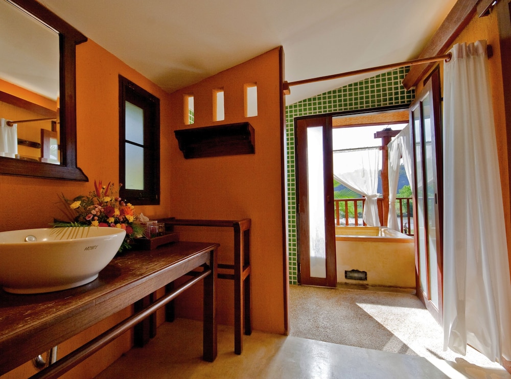 Pai Hotsprings Spa Resort 47/49