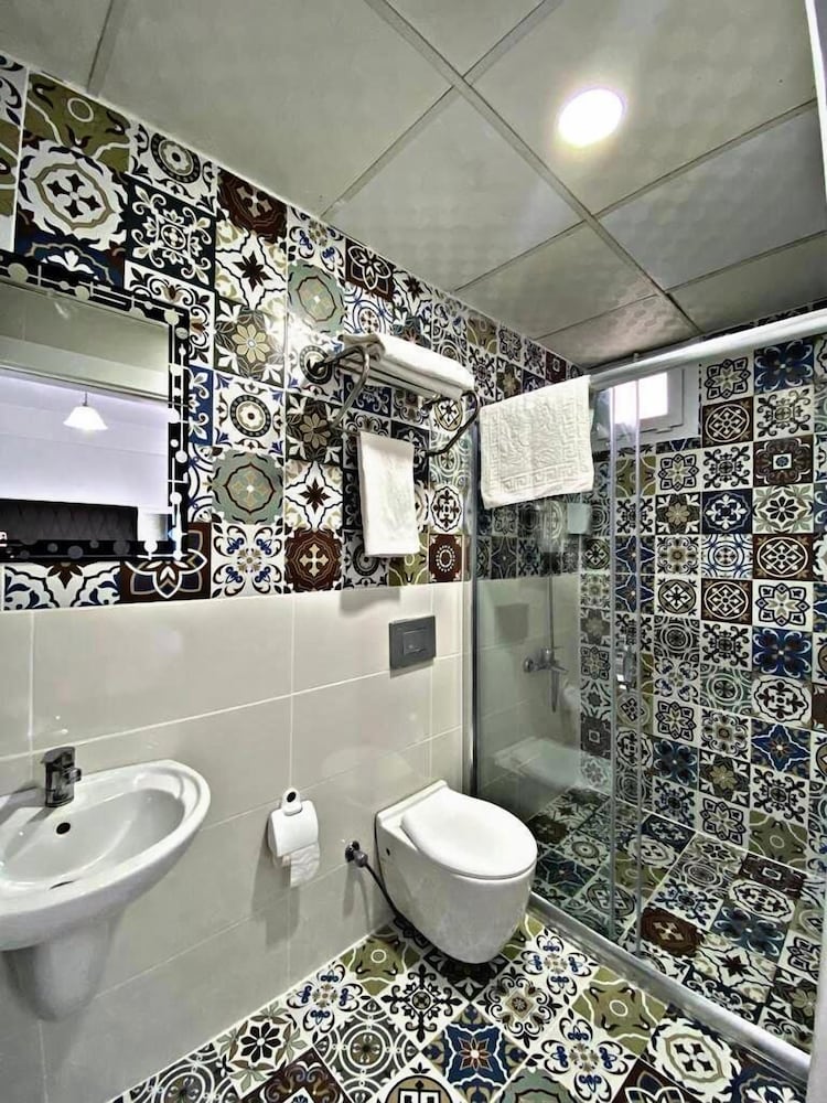 Lotus Boutique Hotel 41/42
