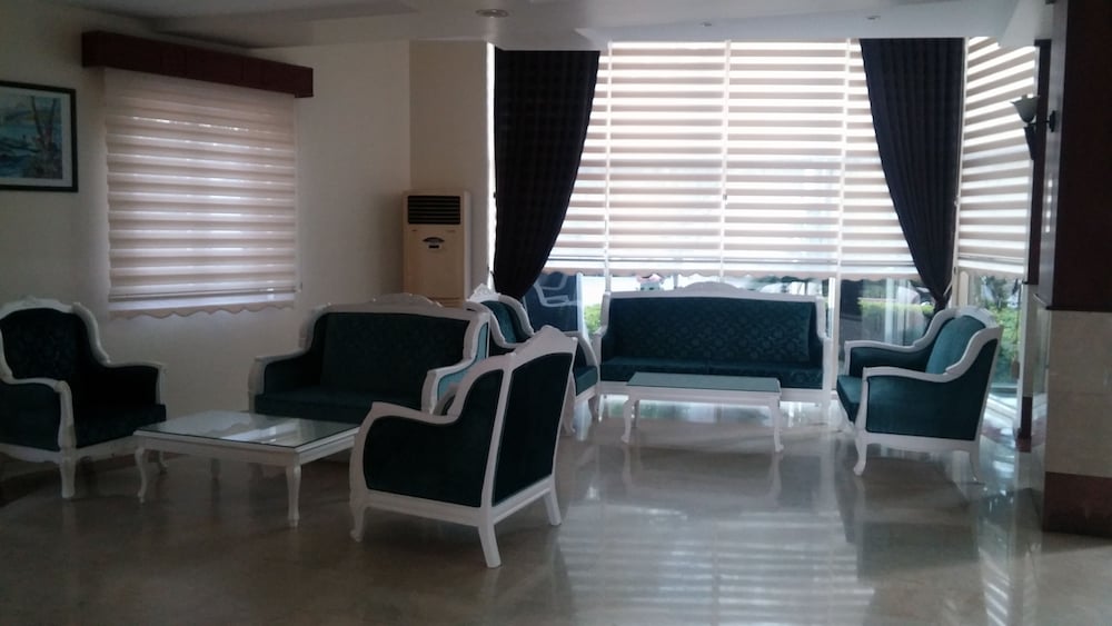 Valeri Beach Hotel 31/50