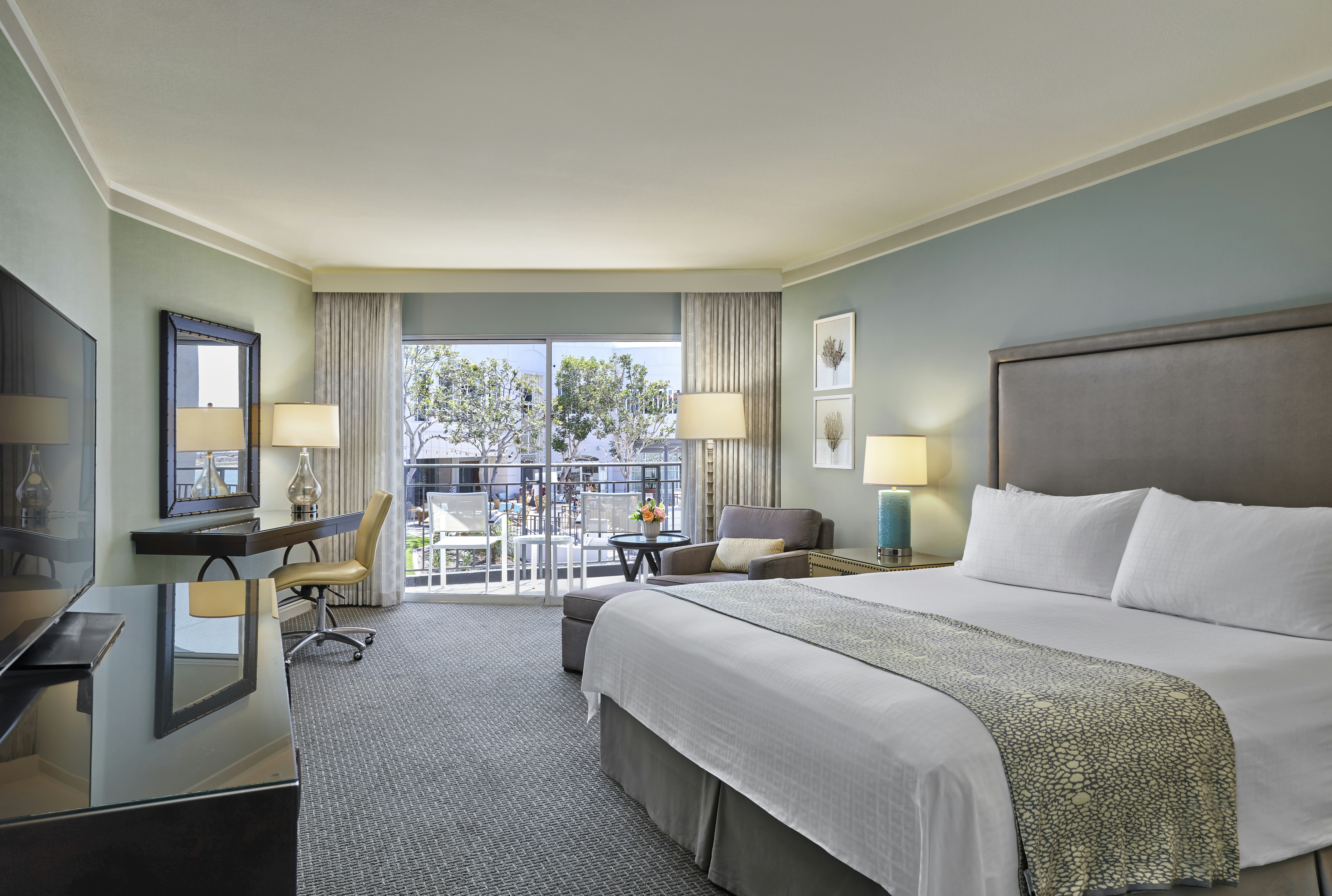 Loews Coronado Bay Resort 16/80