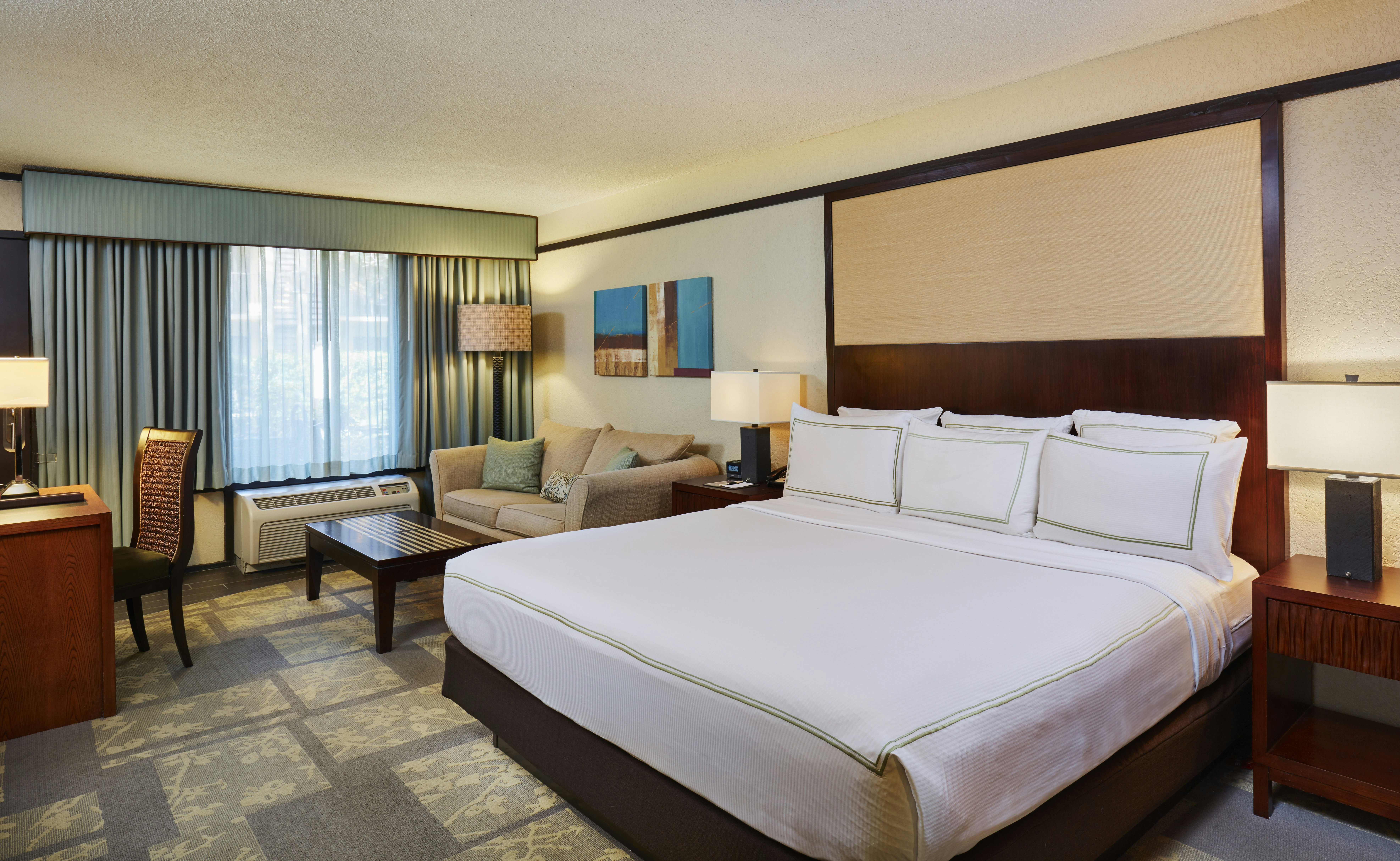 ROOM, KING BED, RESORT VIEW