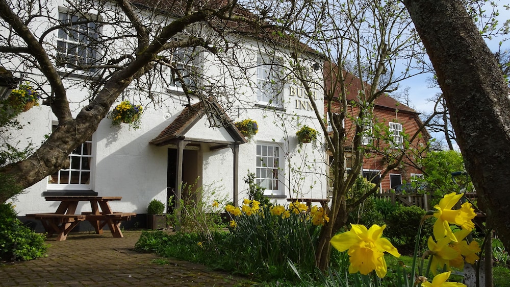 The Furze Bush Inn 28/33