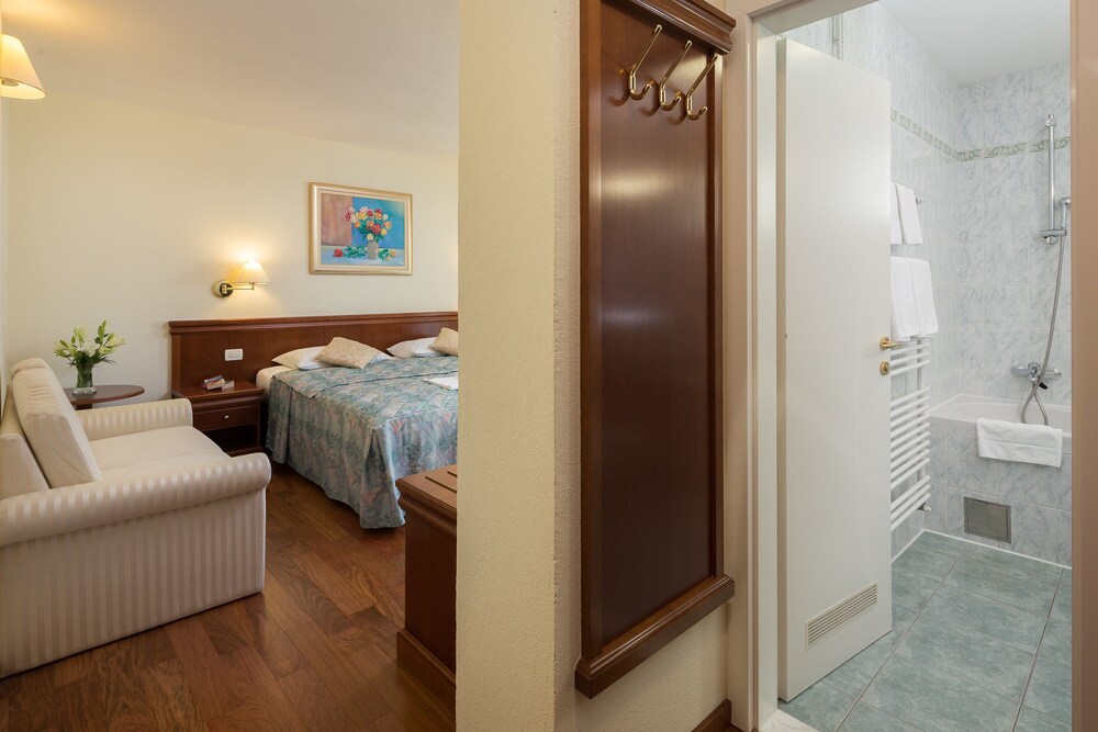 Hotel Villa Bacchus 14/50