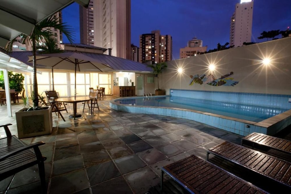 Oitis Hotel 37/63